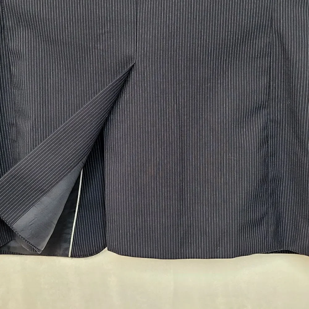 Hugo Boss Super 120 Pinstripe Two Button Virgin Wool Blazer‎ Size 40R